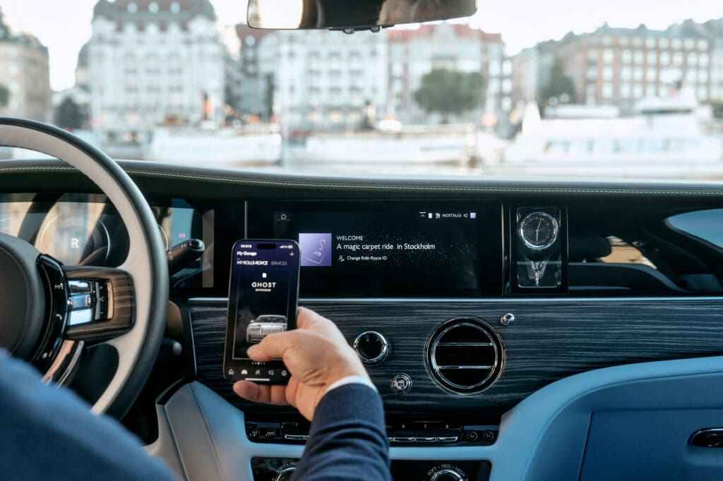 Rolls-Royce Whispers App