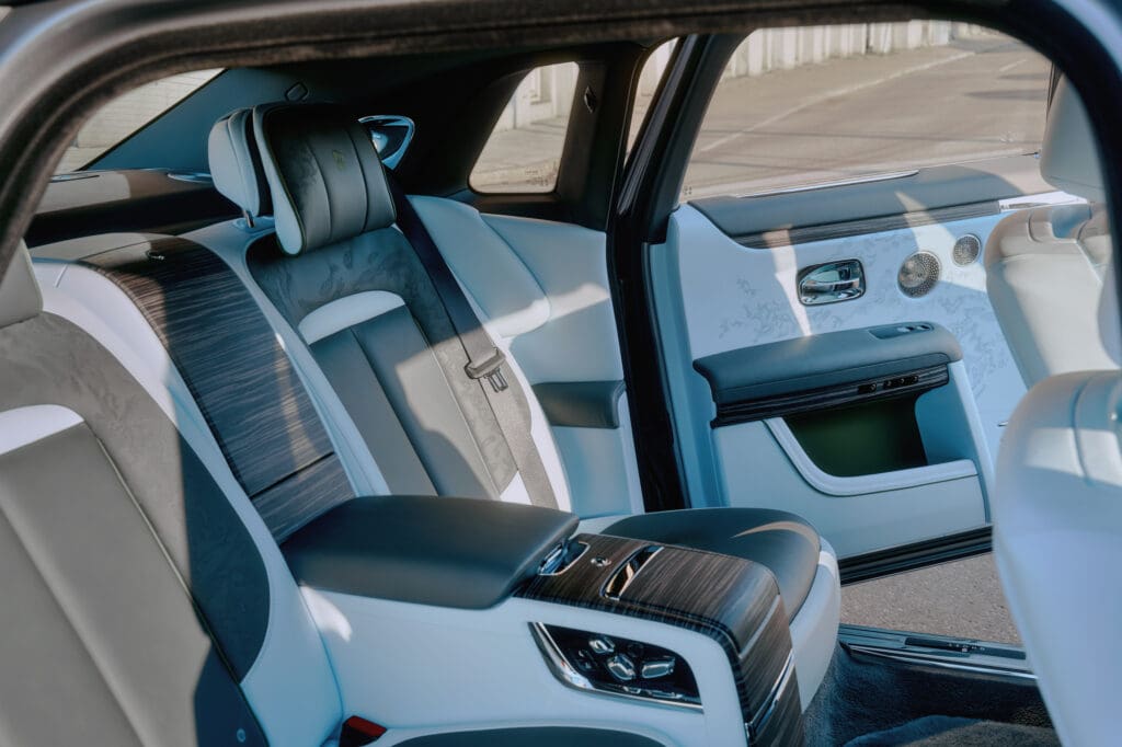Rolls-Royce Ghost Extended Backseat