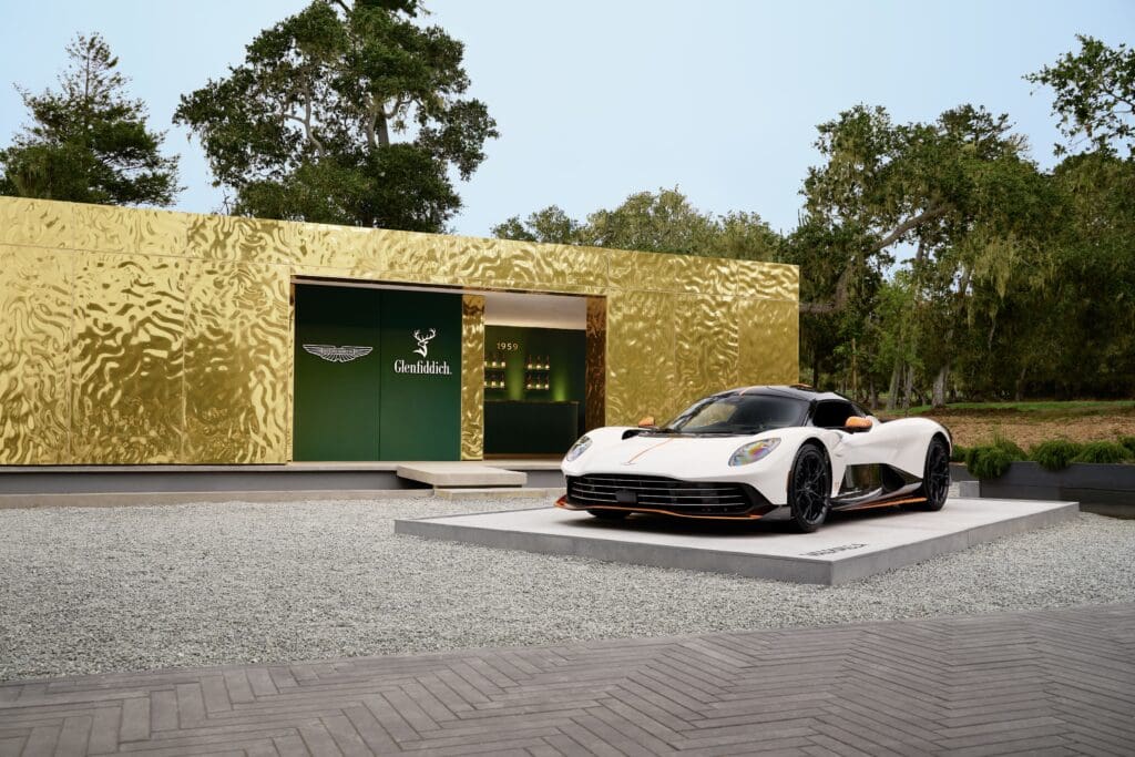 Aston Martin Valhalla