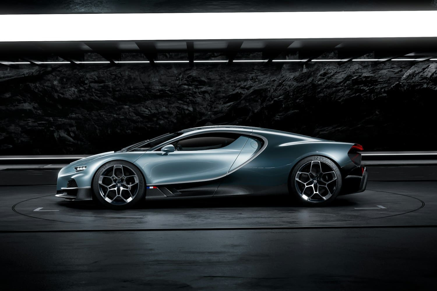 Bugatti Tourbillon Exterior - Side and wheels