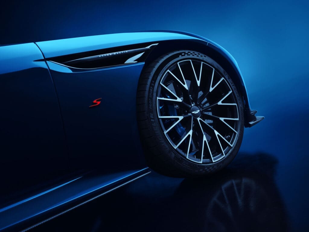 Aston Martin DB12 S Wheel