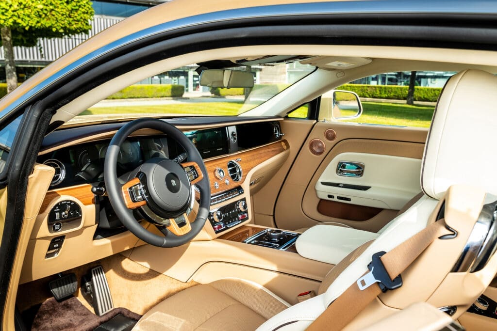 Rolls-Royce Spectre Bailey Driving Seat Steering Wheel